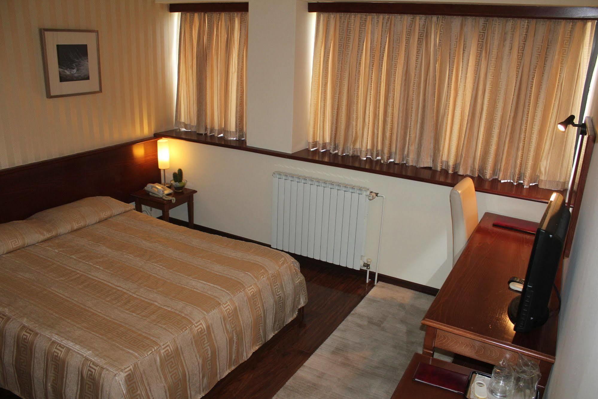 Centar Hotel 3*